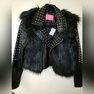 AZALEA WANG EMMS STUDDED FAUX FUR JACKET
